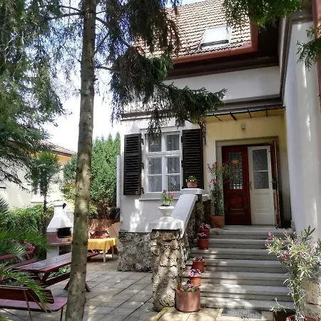 Sport Panzio Bed & Breakfast *
